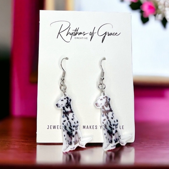 Charming NWT Dalmatian Earrings - Perfect Dog Mom Jewelry, Cute Dog Accessories! - Picture 1 of 6